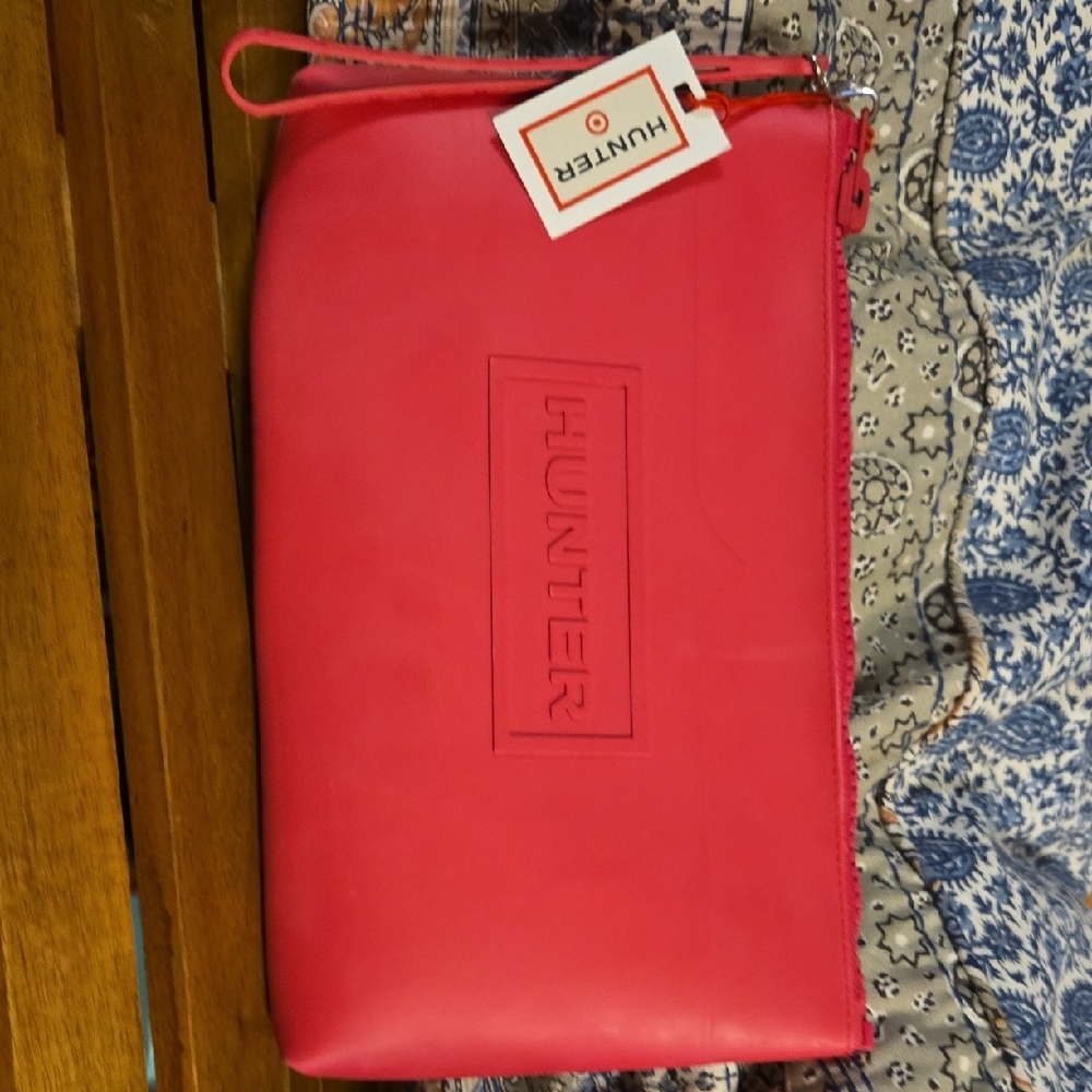 Hunter Pink rubber Clutch  Bag NWT